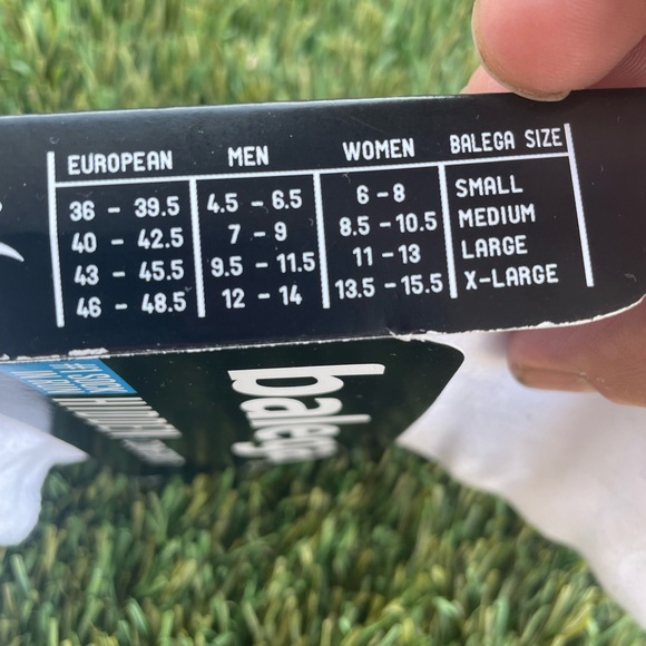 Balega Hidden Comfort No Show Cushioned Medium size socks - Picture 4 of 4